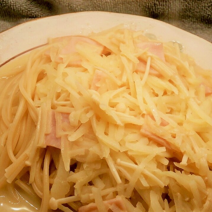 じゃがいも＆グリーンカレーのミルクパスタ